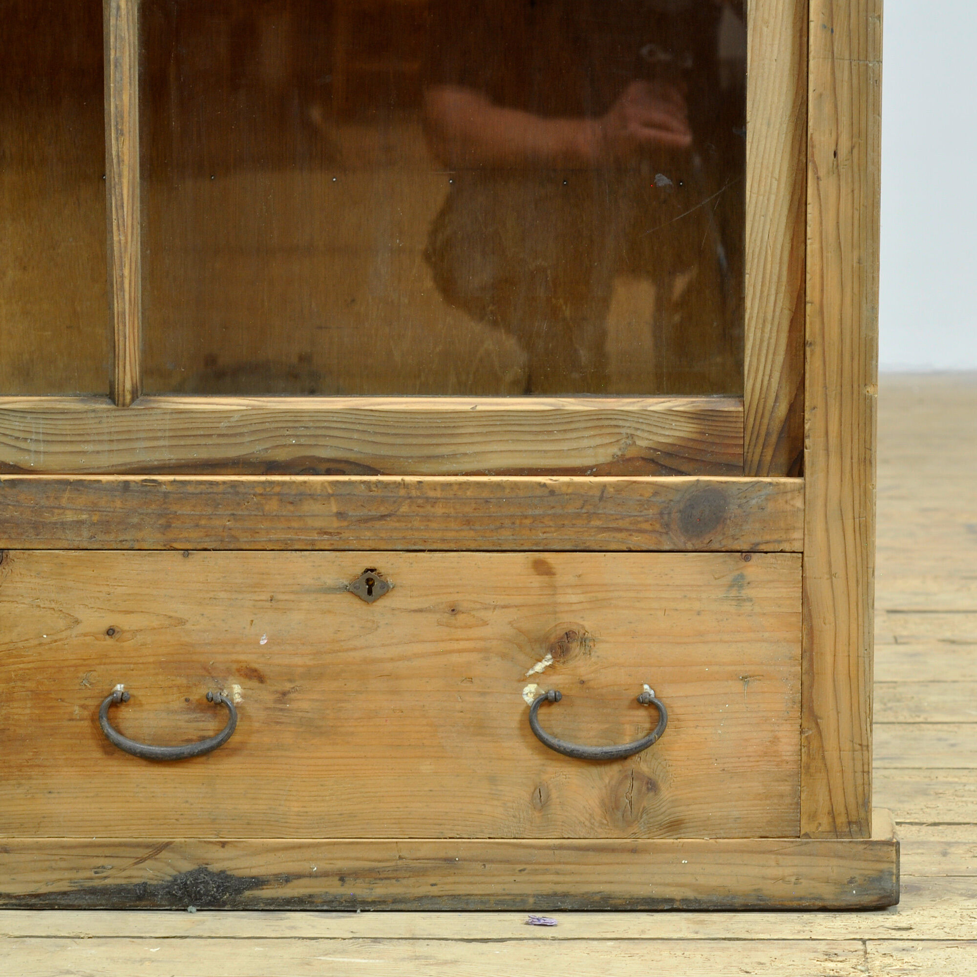 Japanese display cabinet, circa 1950
