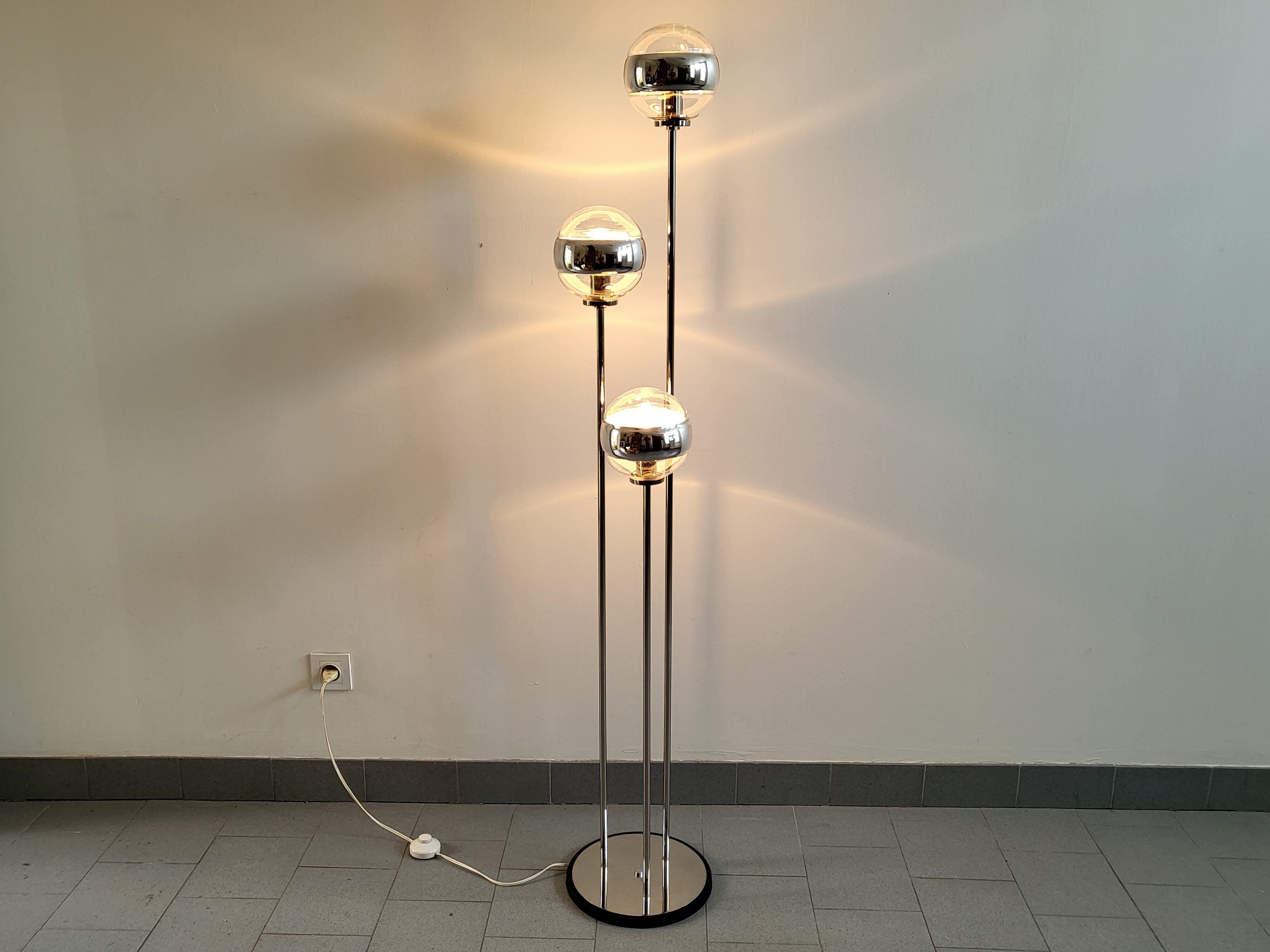 Floor lamp 1970 vintage space age