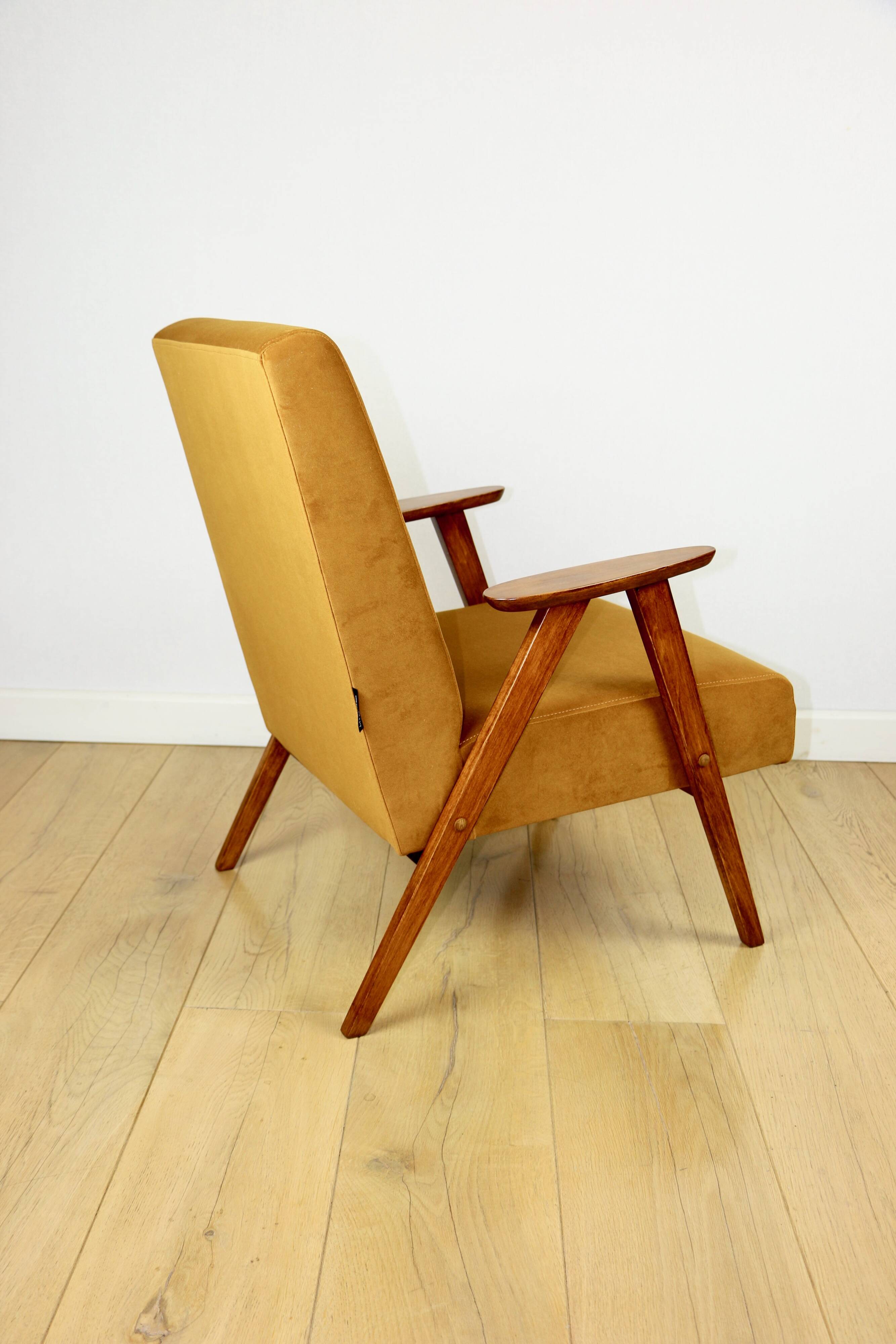 Classic vintage golden velvet armchair Jade - like Chierowski model - 2 pieces available
