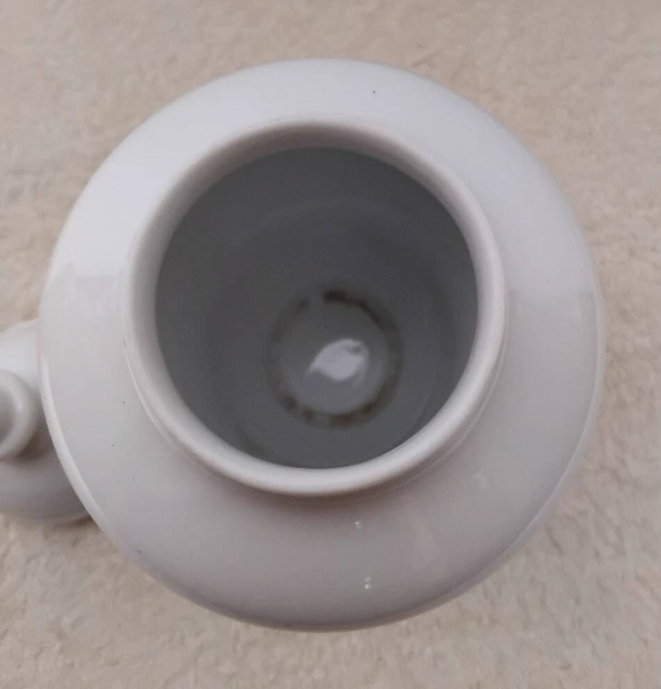 Pair of Covered Vases in Limoges Porcelain, France