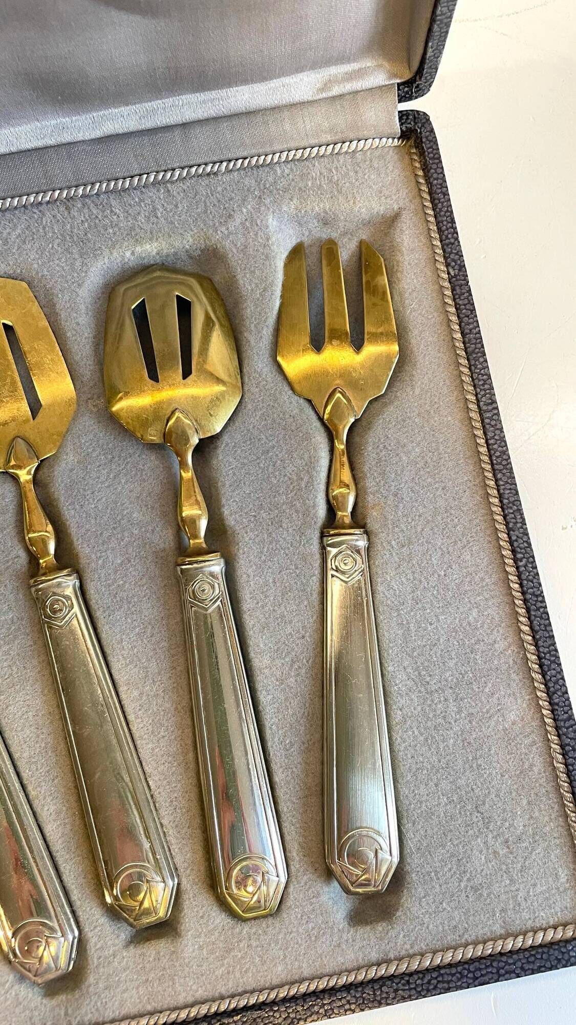 Art Deco dessert service