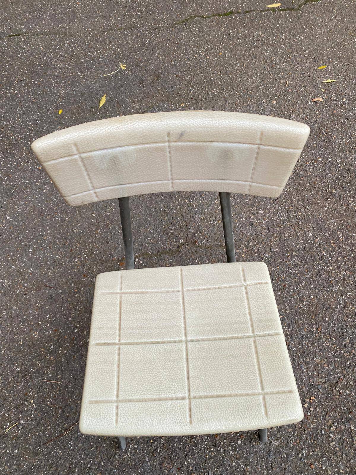 Children's chair, grey metal and beige plastic, 1970s