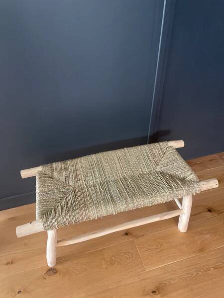 Bench in natural wood and woven doum