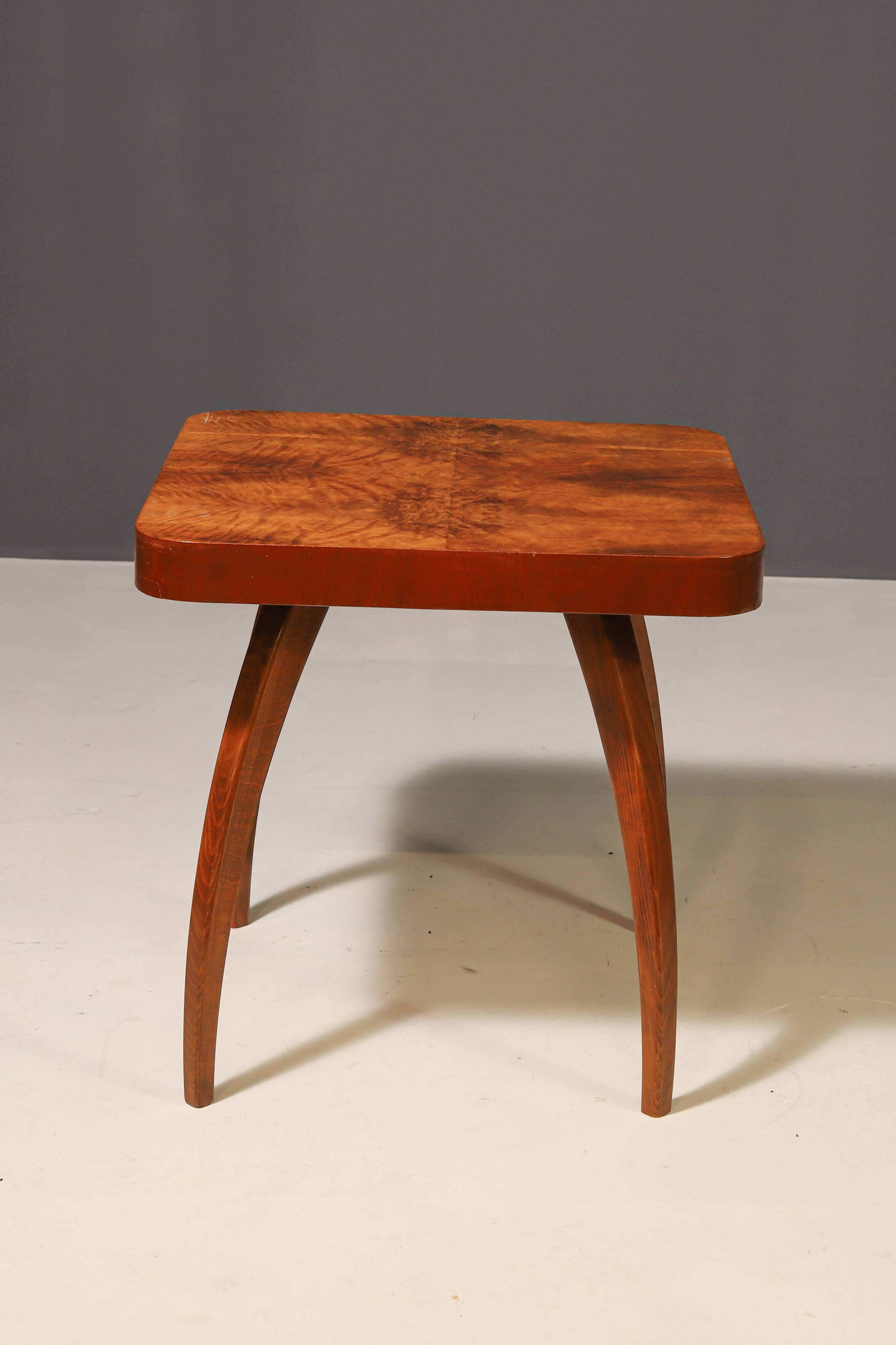 „Spider“ Coffee Table H-259 | Jindřich Halabala, UP Závody, 1960s