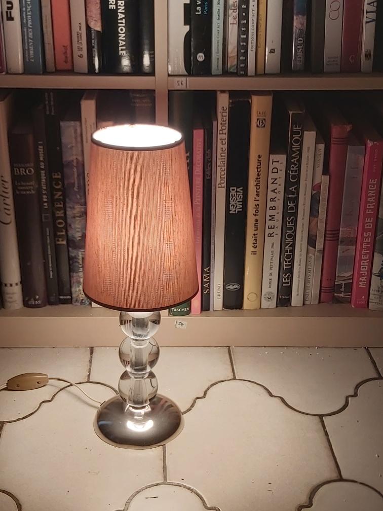 Art deco lamp in chrome metal and glass ball