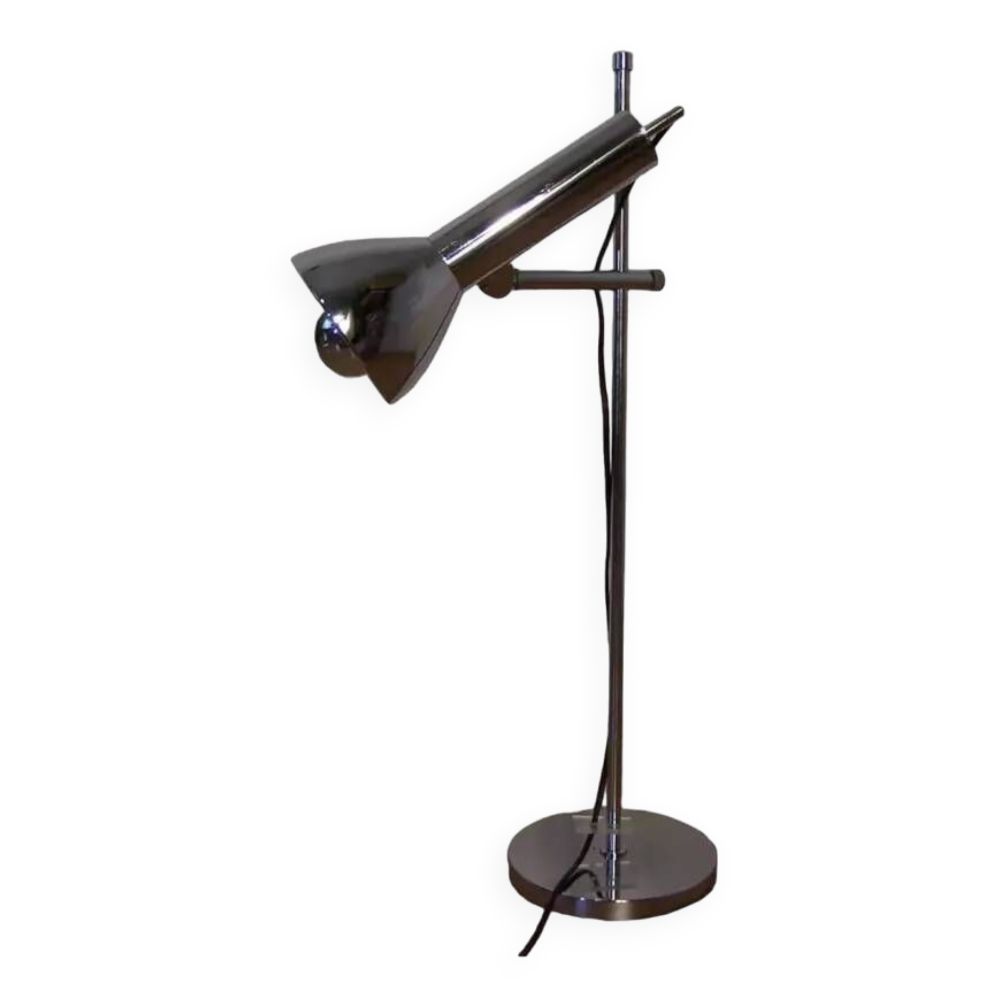 Articulated lamp in chrome metal