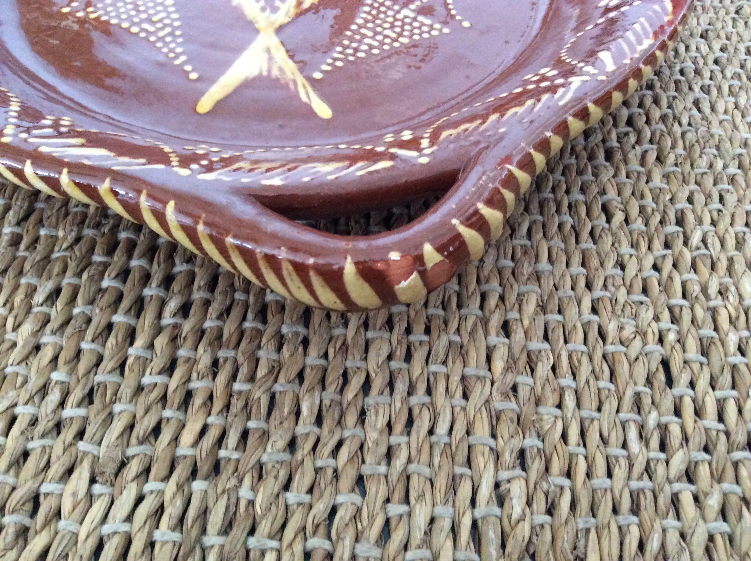 5 flat plates in glazed terracotta