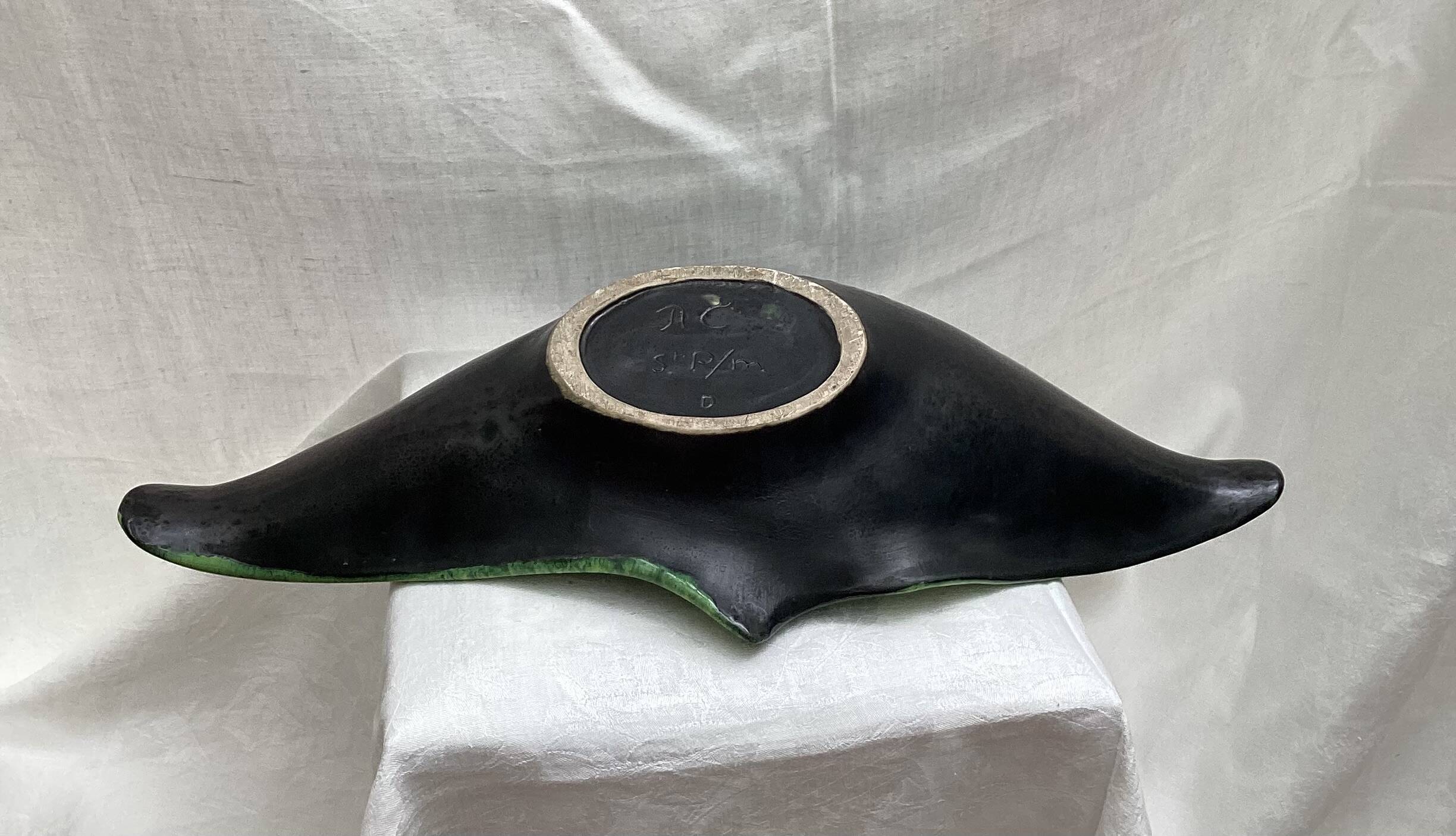 Ceramic catchall signed dimensions: height - 16 cm - width - 51 cm -