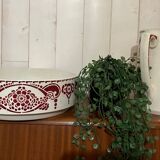 Toilet pitcher and basin