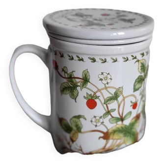 Strawberry tea mug