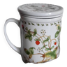 Strawberry tea mug