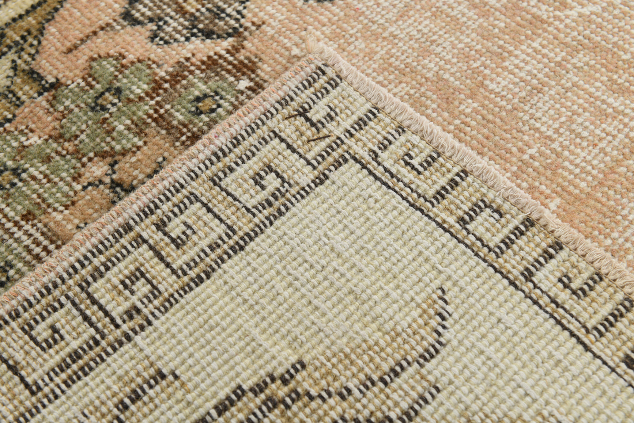 5x9  Faded Classic Turkish Vintage Tapis Rug, 272x172Cm