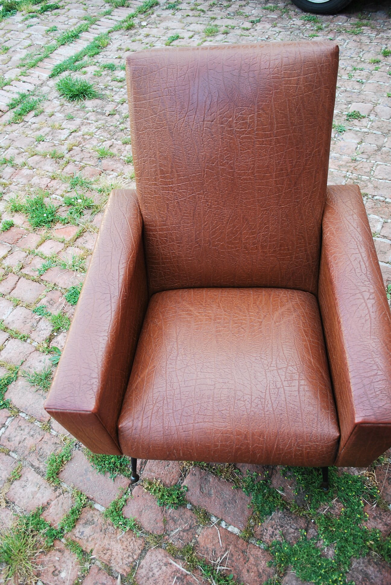 Sofa and two vintage armchairs