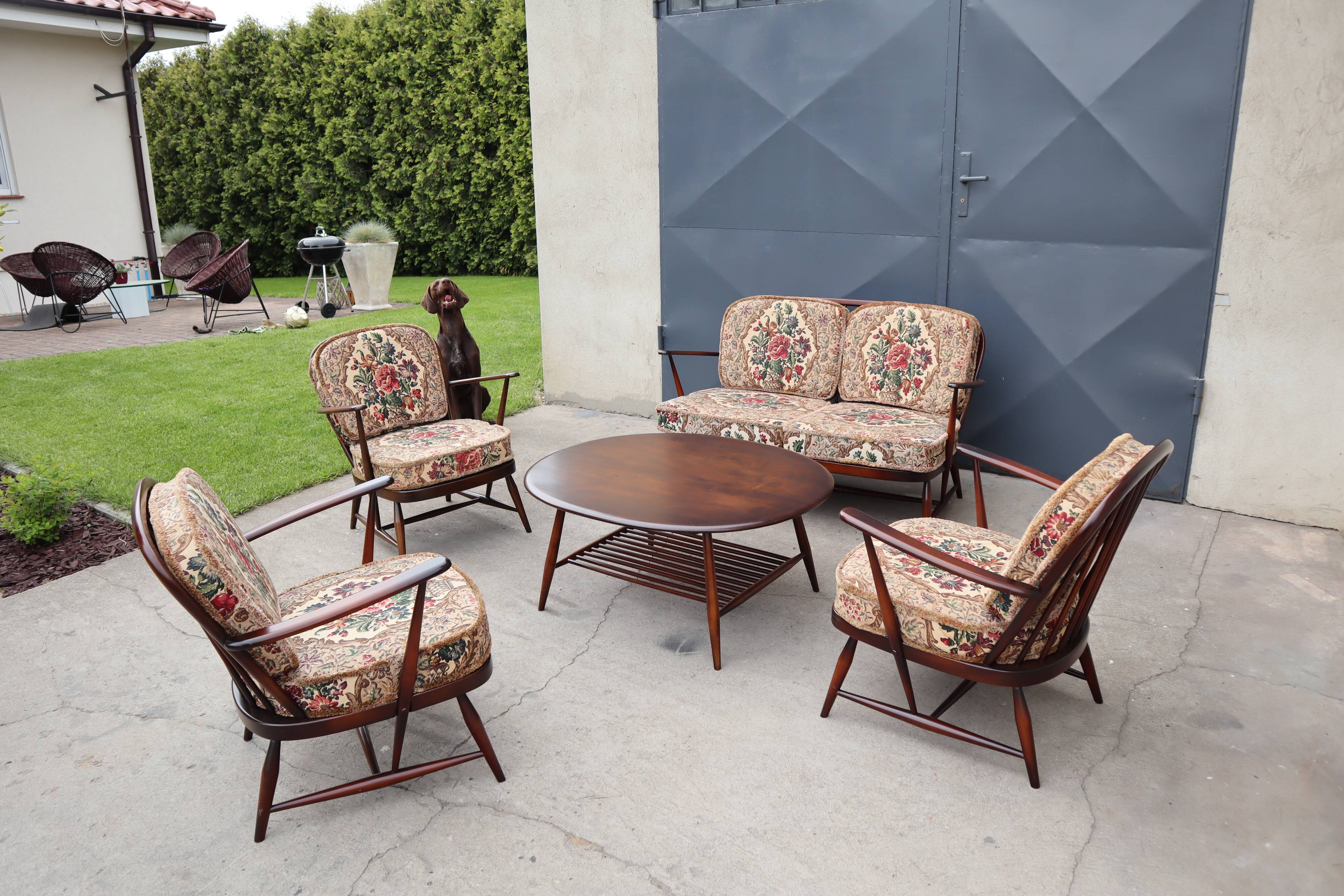 Set by Lucian Ercolani for Ercol, 1960