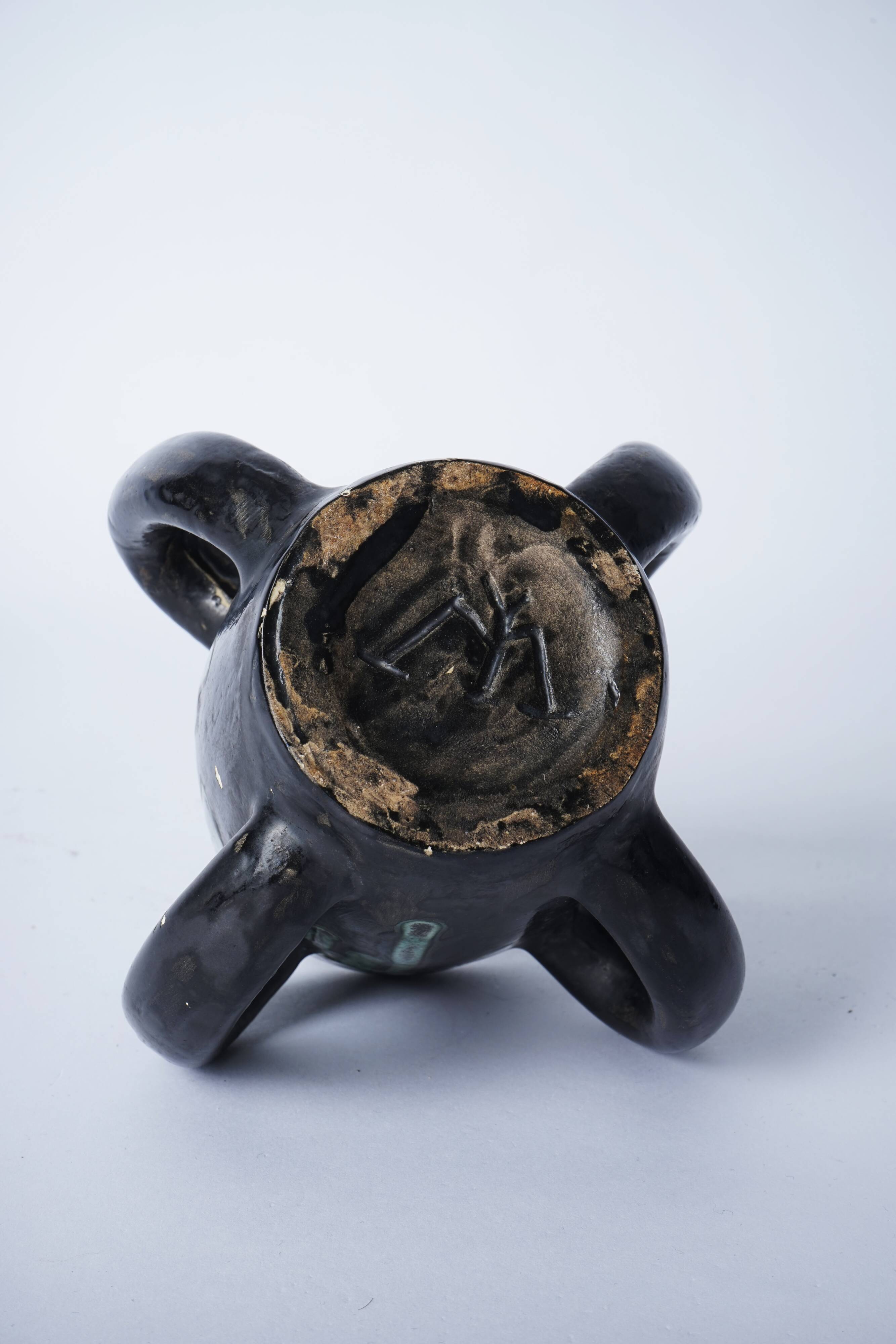 Mug with 4 hanses grey, green interior Red