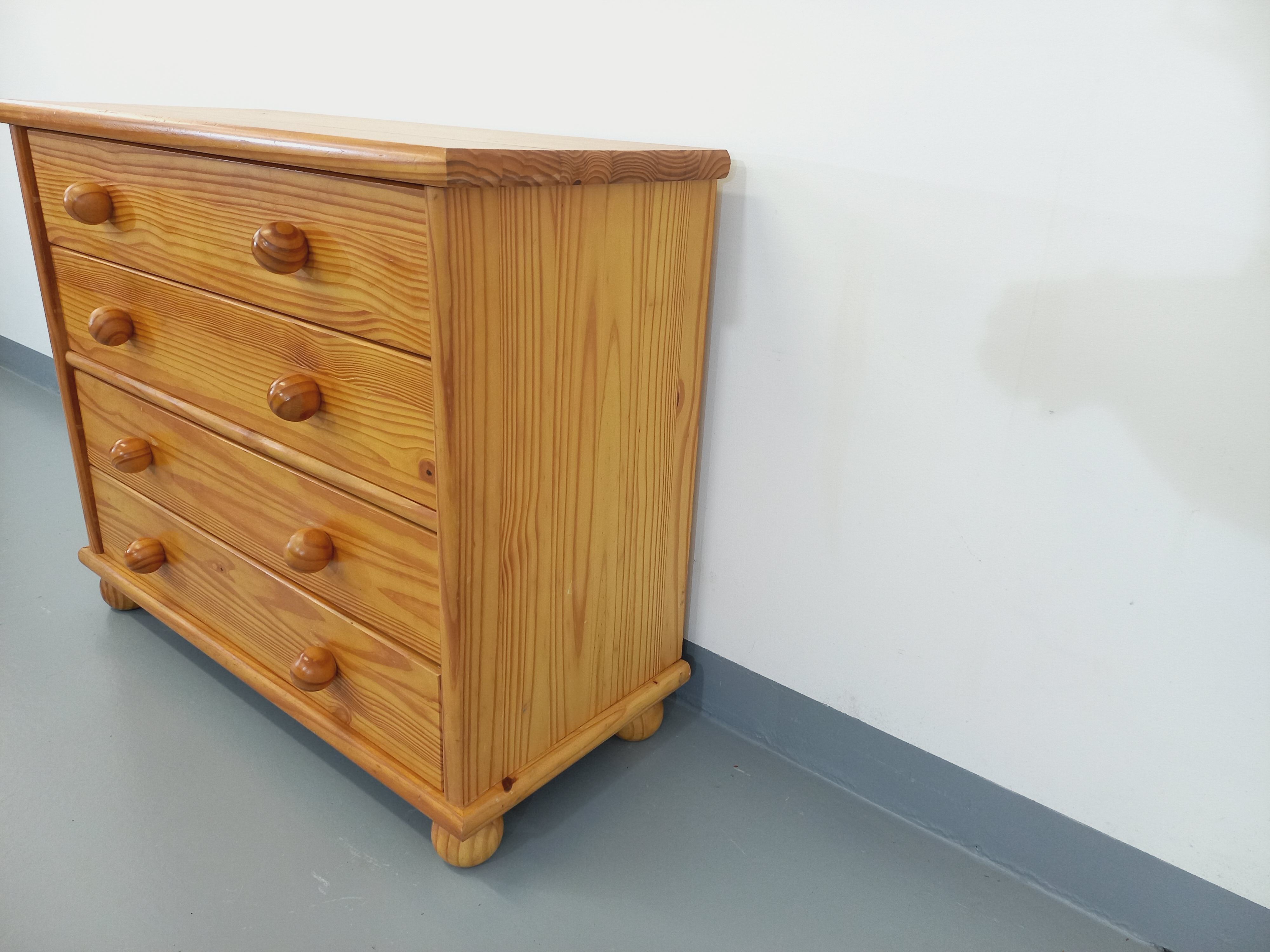 Commode en pin vintage des années 70
