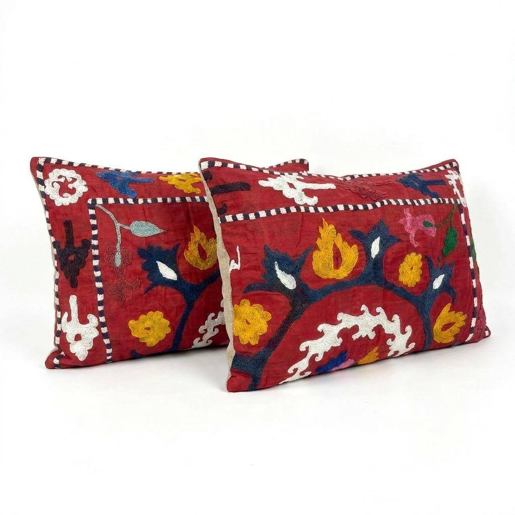 Set of 2 vintage embroidered cushion covers 41x61 cm