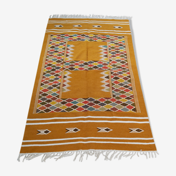 Tapis motarde à motifs colorés berbère fait main 215 x120cm