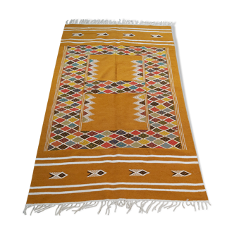 Tapis motarde à motifs colorés berbère fait main 215 x120cm