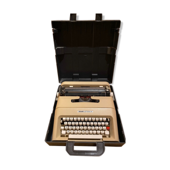 Machine à écrire Olivetti l35
