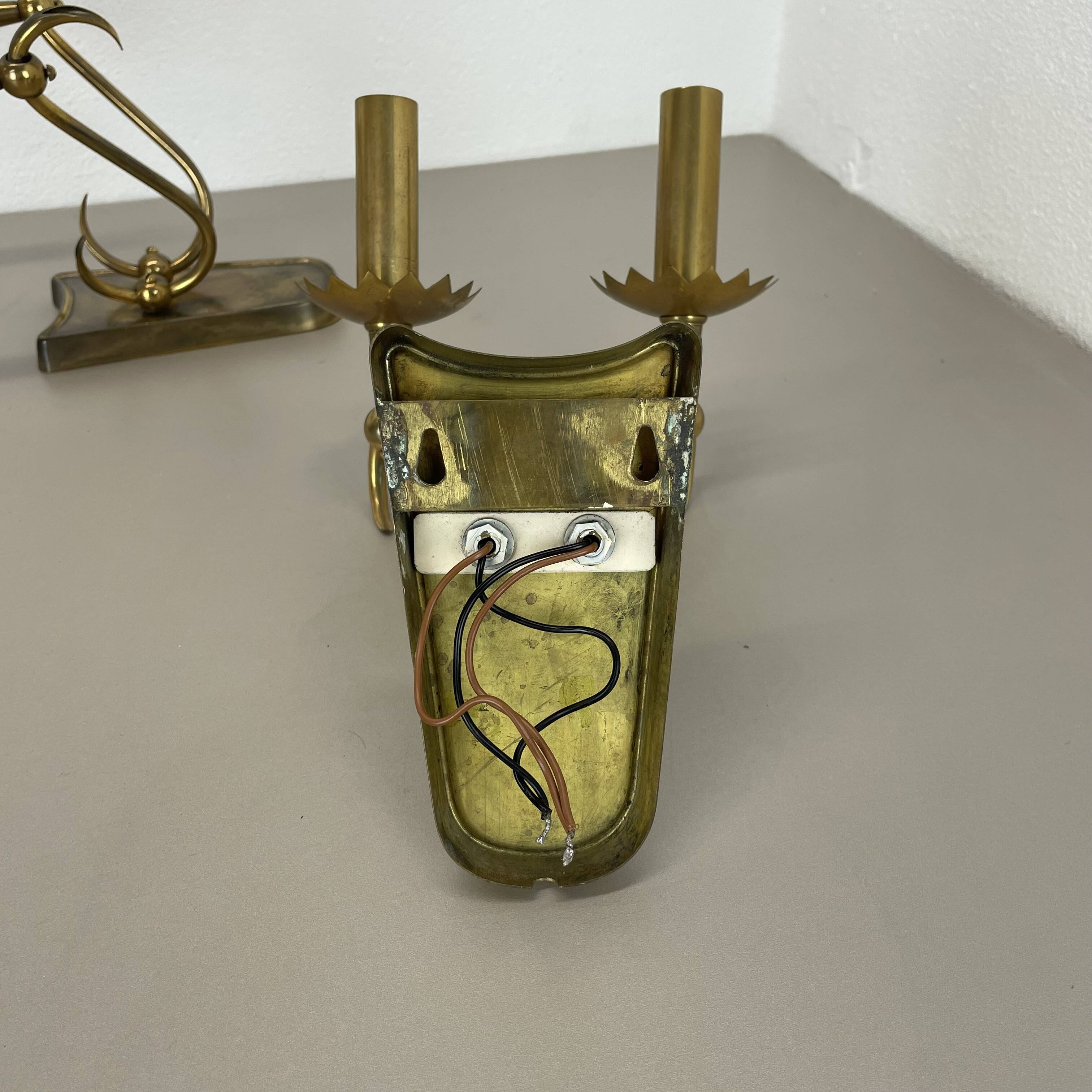 unique set of 2 brass Gio Ponti Style Theatre Wall Light Sconces, Italy, 1950s