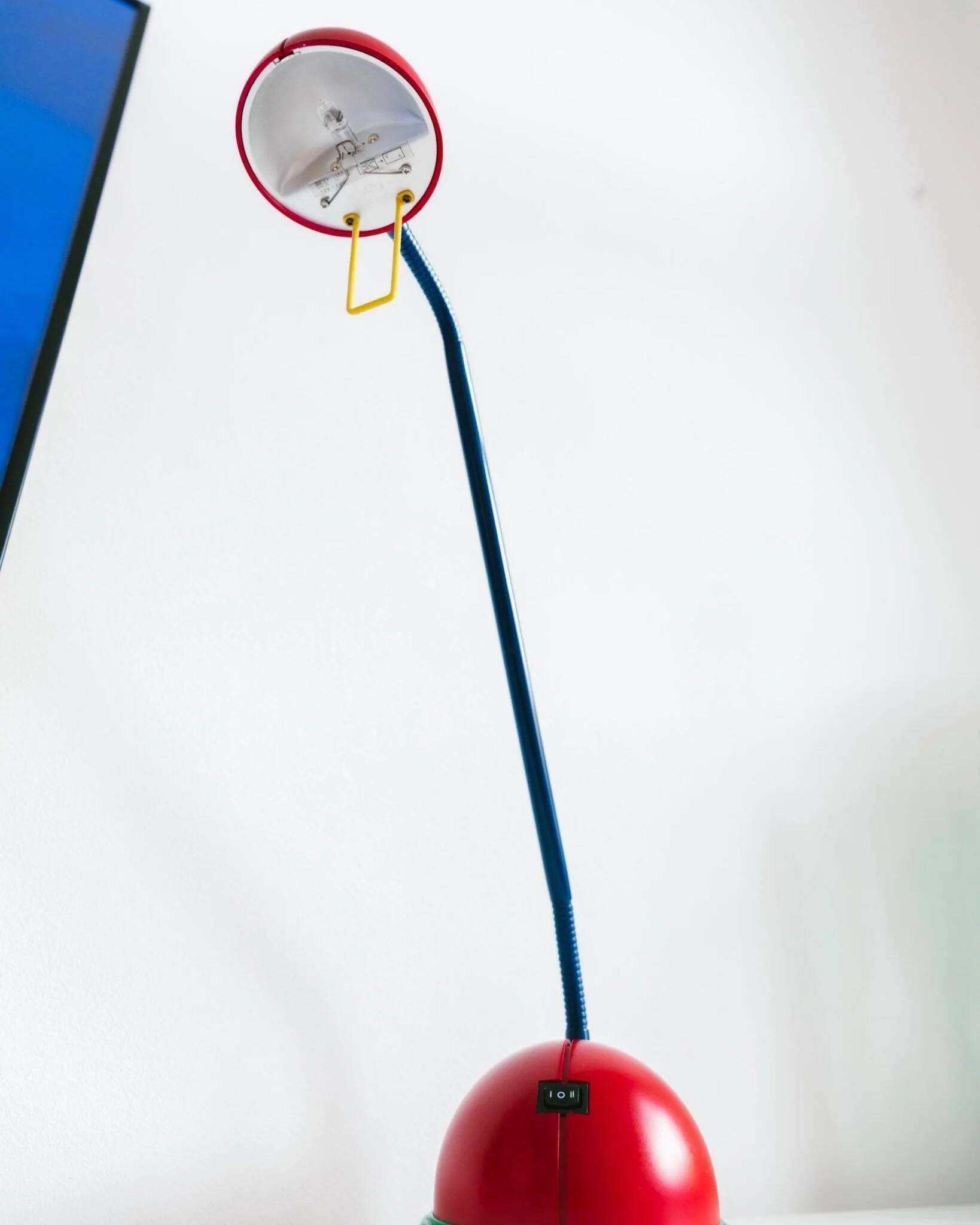 Multicolore Memphis Desk Lamp in Painted Metal and Plastic - 80s/90s Pop Art