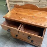 Pine chest of drawers with large buttons