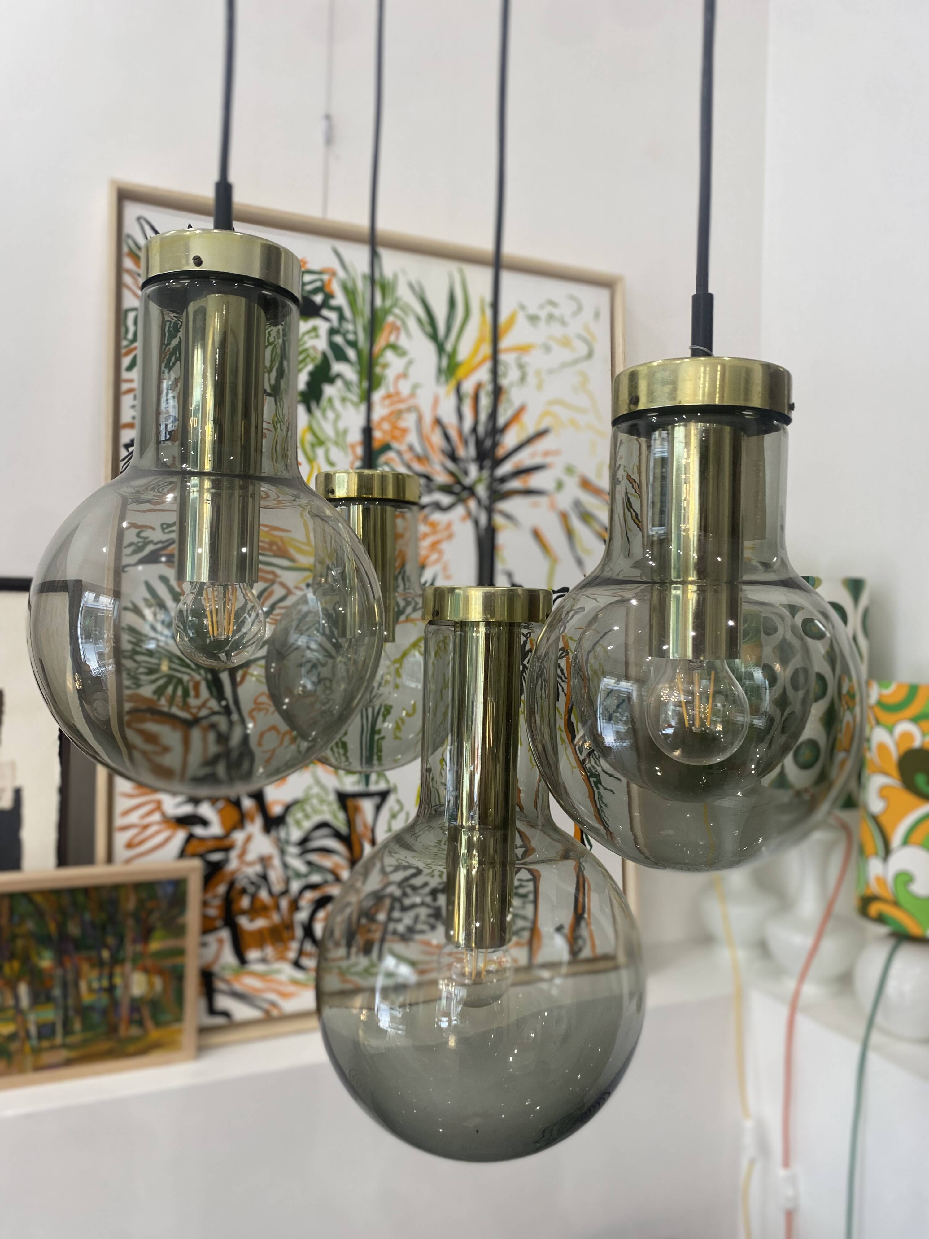 "Maxi globe" suspension by Raak - 1970s