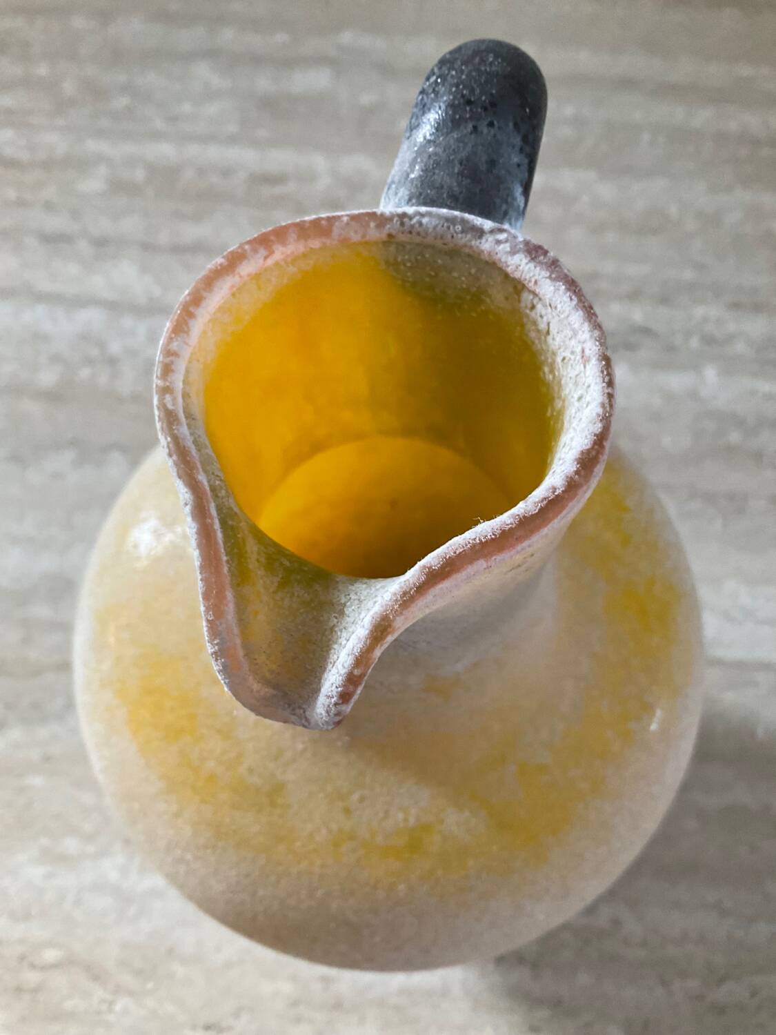 Scavo Murano vase jug in yellow glass paste