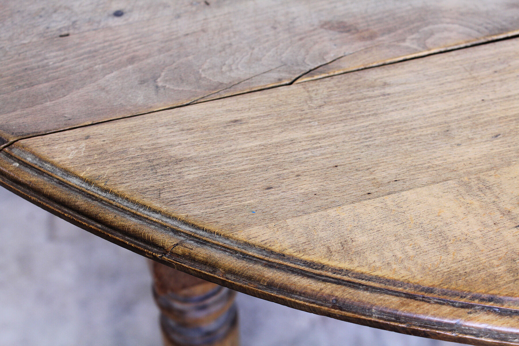 Vintage wood round oak table
