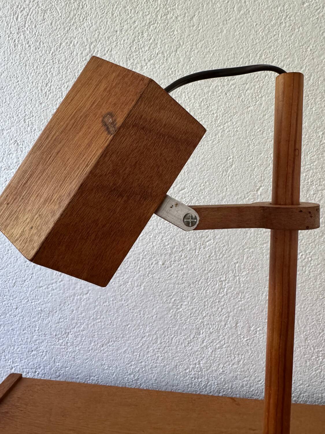 70s wooden desk lamp