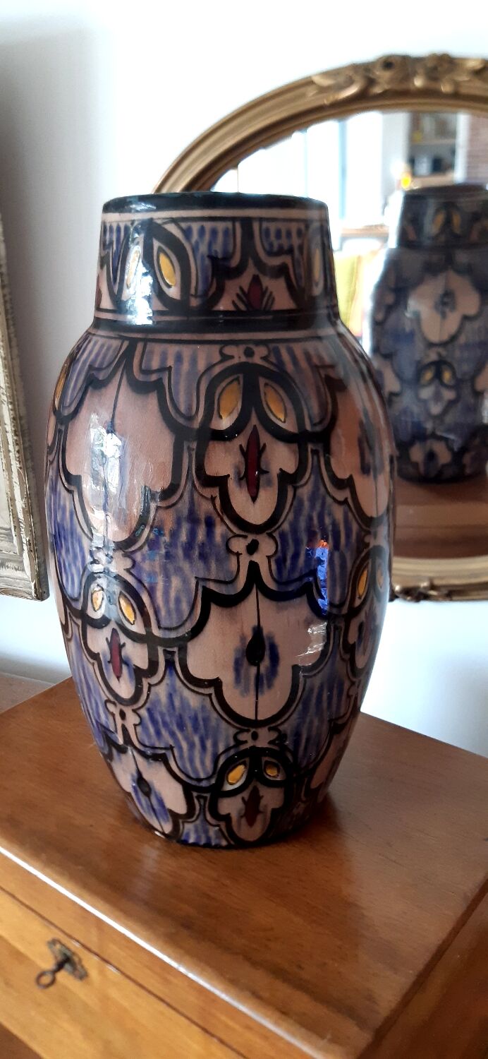 Vintage Moroccan Safi vase