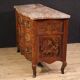 Commode en marqueterie française de style Louis XV du 20e siècle
