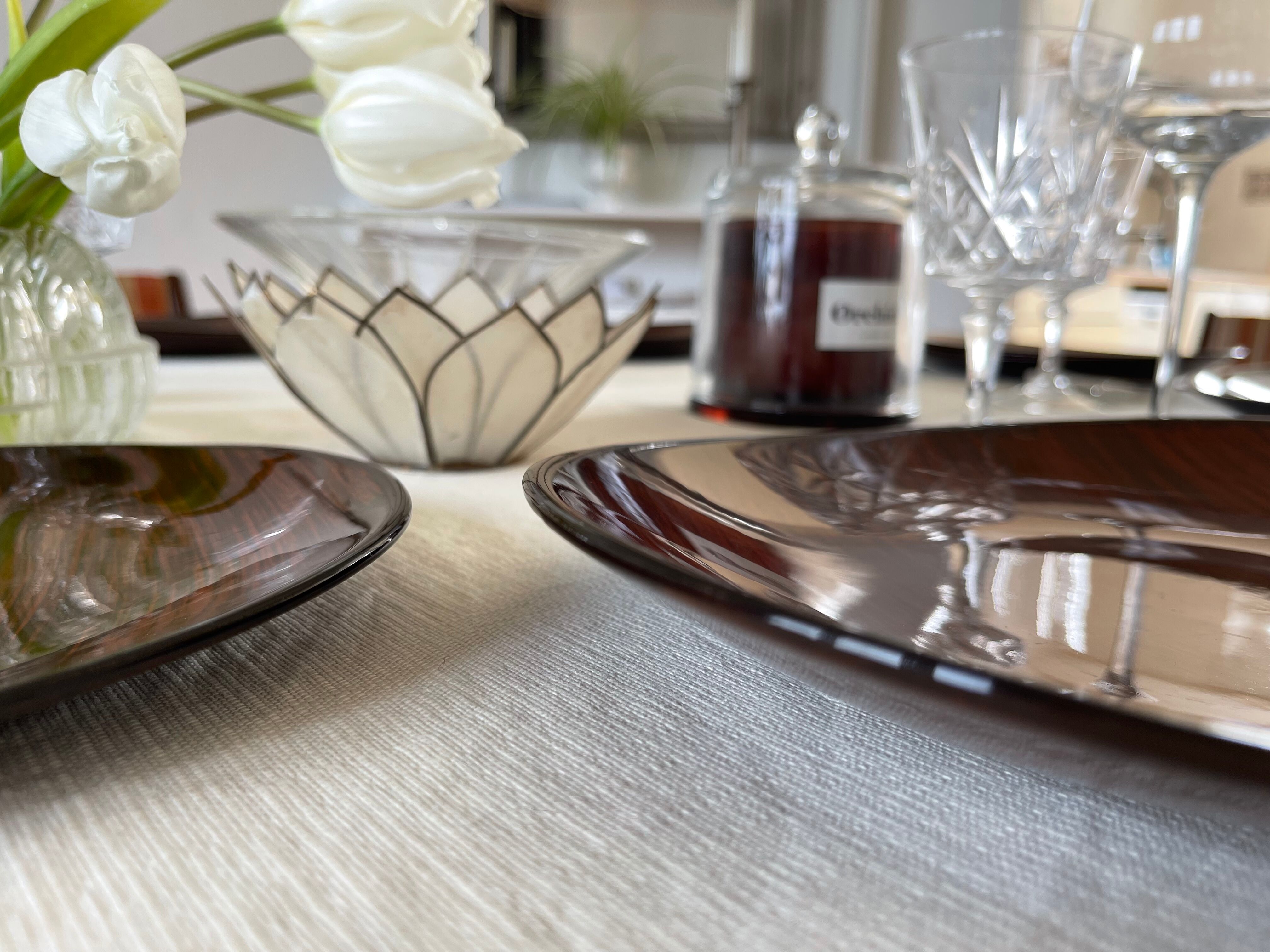 12 assiettes vintage 1970