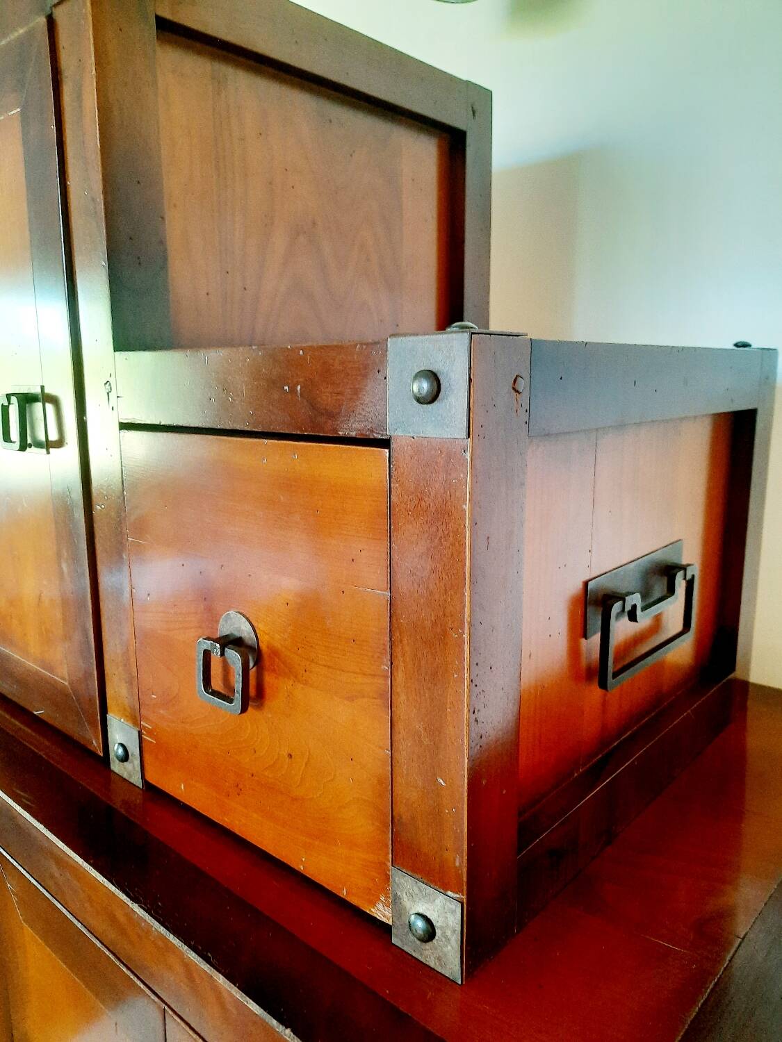 Sideboards "The Tea Route" Roche Bobois