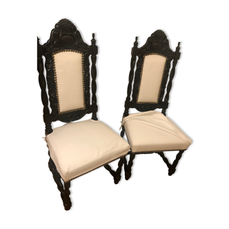 Pair of oak chairs