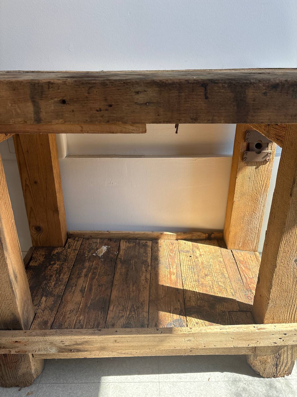 Petit établi en bois massif