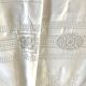 Sublime drap en lin dentelles broderies et monogramme