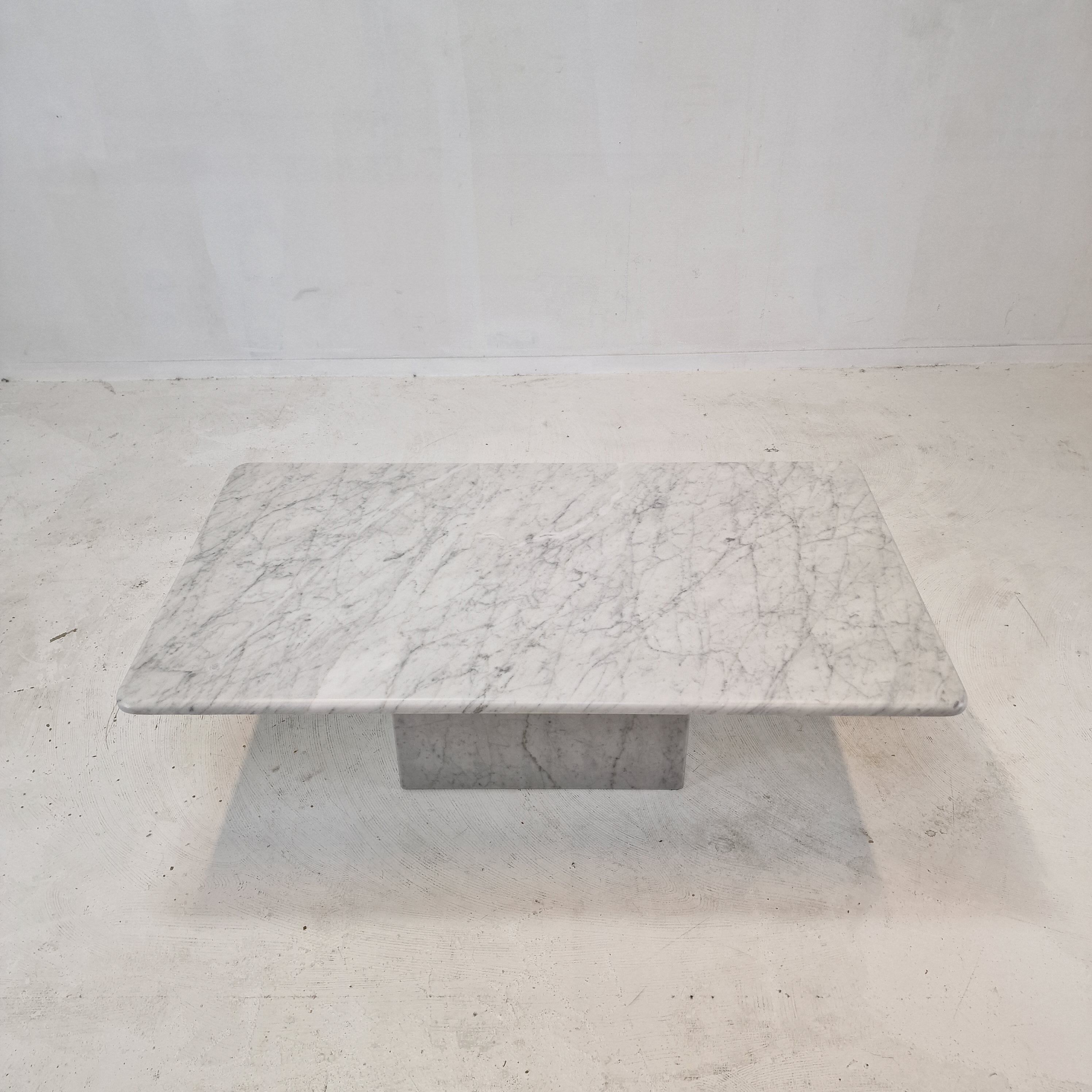 Italian marble coffee table, 1980s