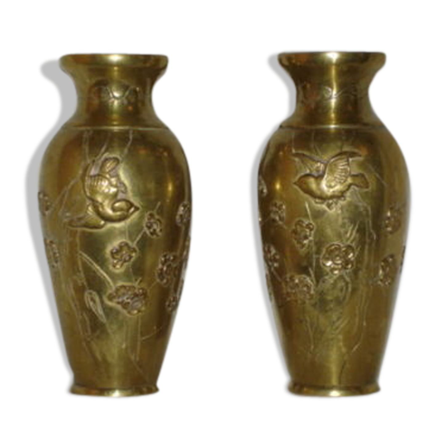 Pair of small Oriental vases in bronze to applications