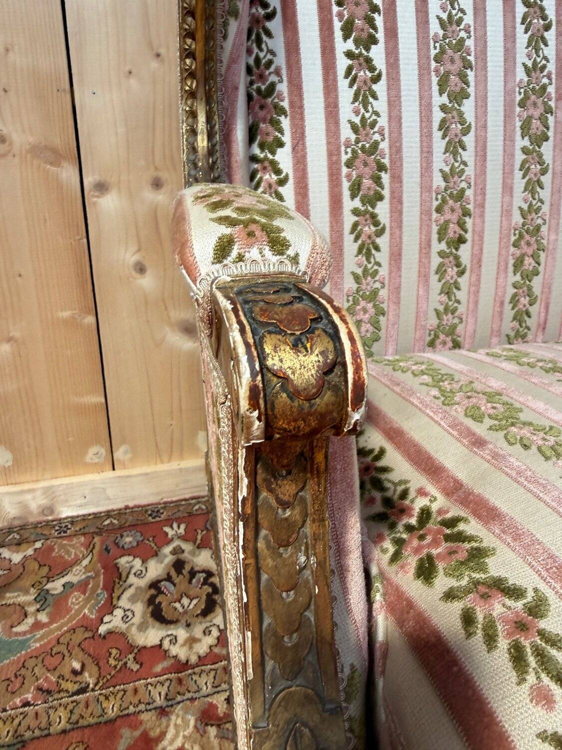 Fauteuil - Bergère à oreilles style Louis XVI "JANSEN"