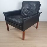 D500 armchair in black leather by Hans Olsen 1960