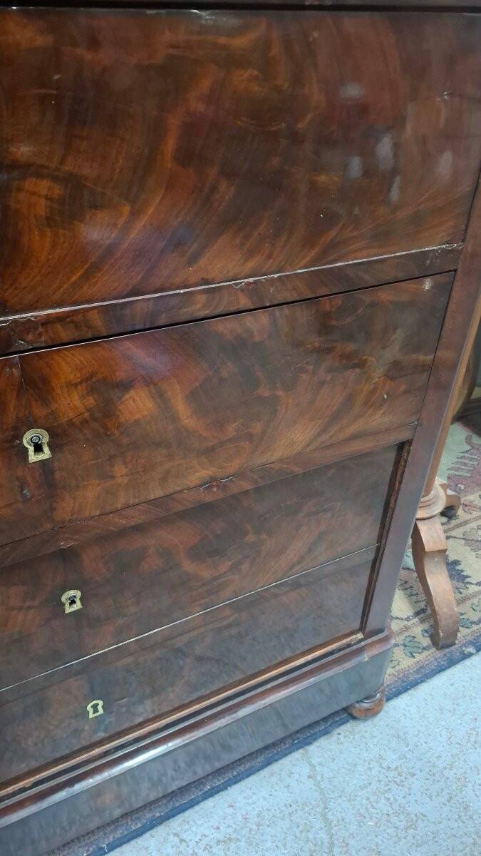 19th century mahogany chest of drawers