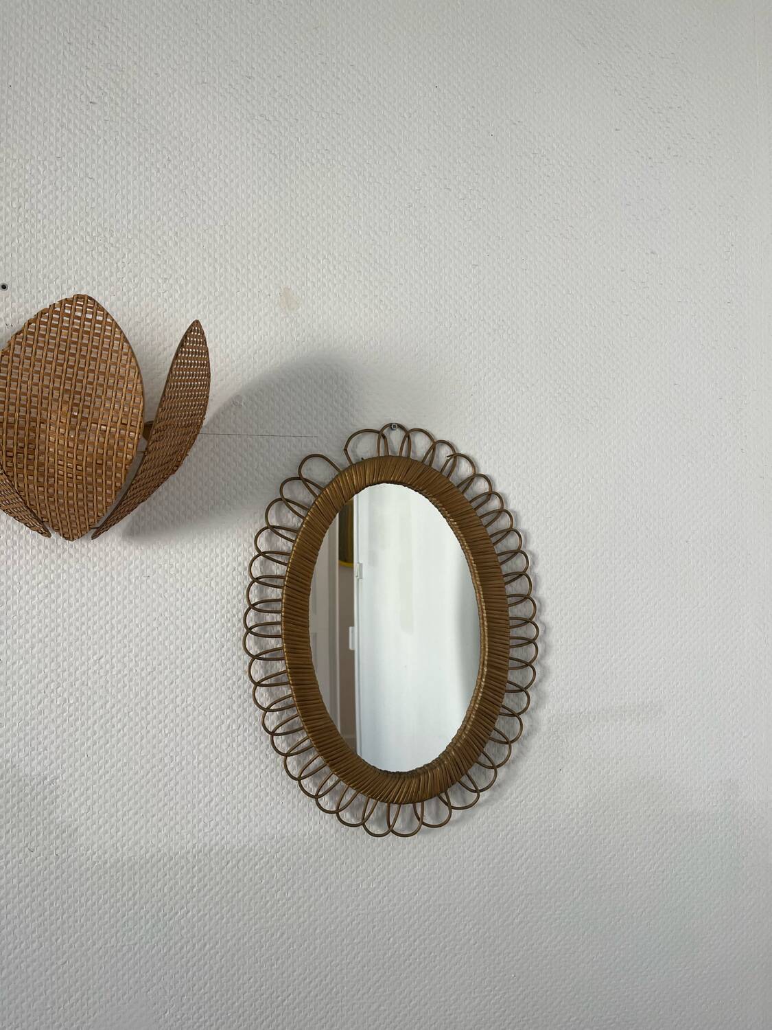 Miroir rotin doré vintage