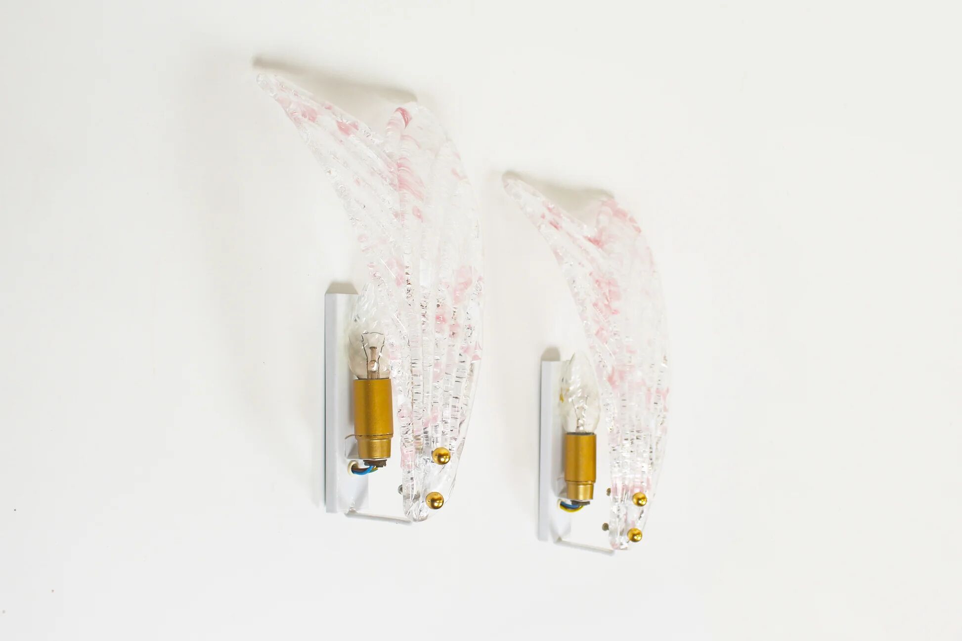 Pair of 80s Murano glass 'Foglio' wall lamps