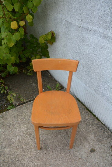 Bistro chair