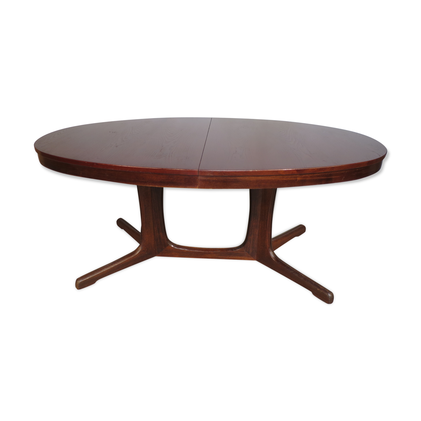 Baumann oval table