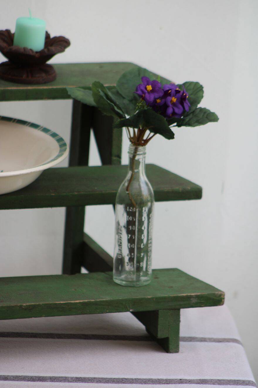 Wooden flower display stand