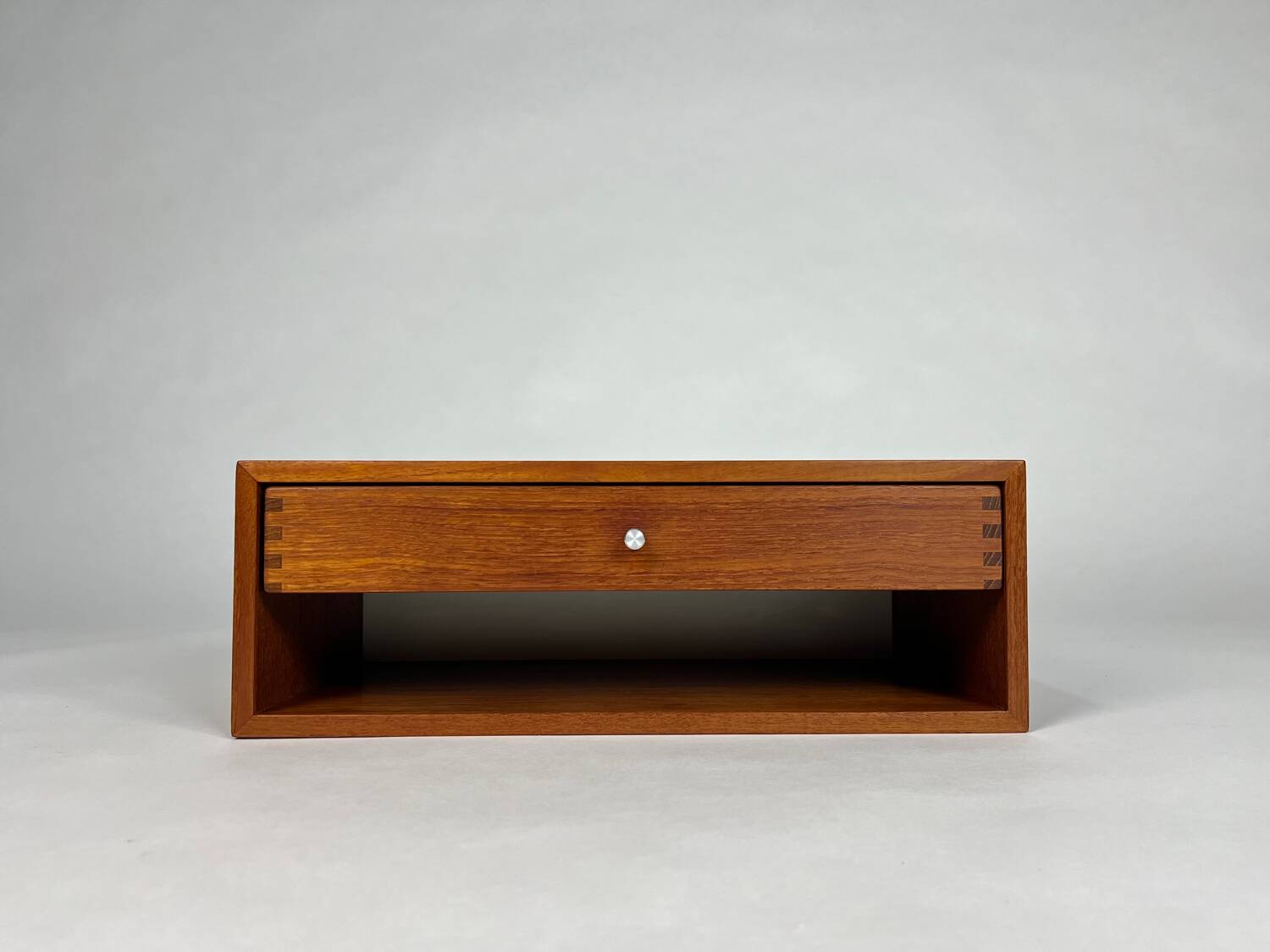 Étagère murale en teck No 127 de Kai Kristiansen, Aksel Kjersgaard.