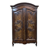 Bressane wardrobe of Louis XV period in walnut and walnut magnifying glass 18th